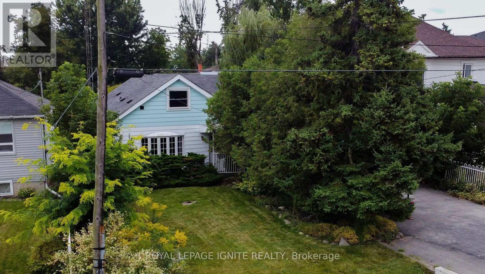 450 Marf Avenue, Mississauga, ON - Outdoor