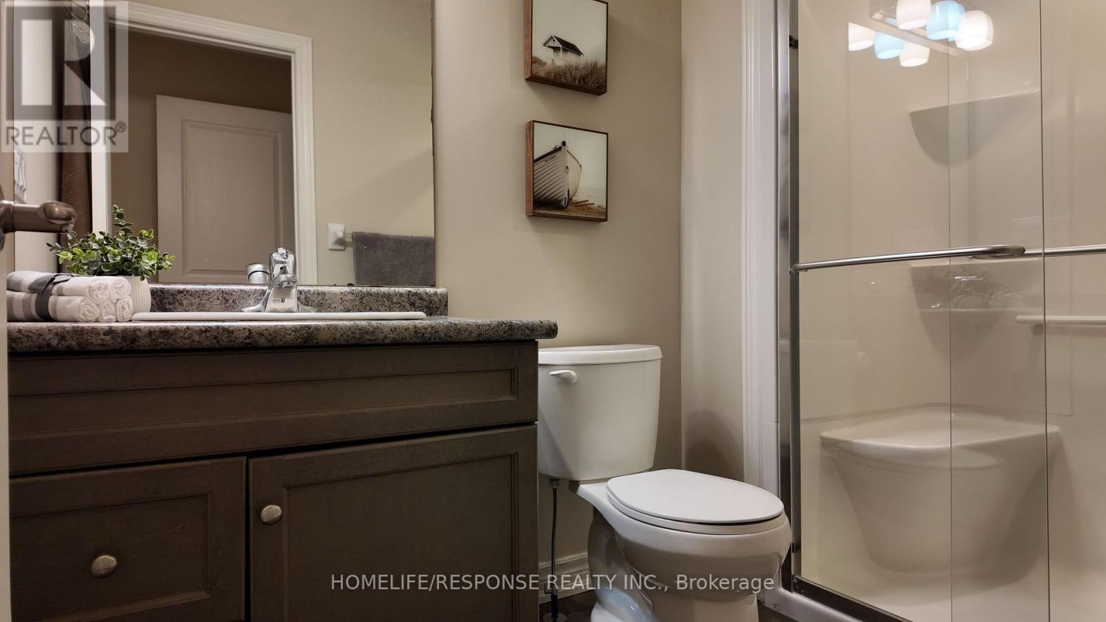 4451 Eclipse Way, Niagara Falls, ON - Indoor Photo Showing Bathroom