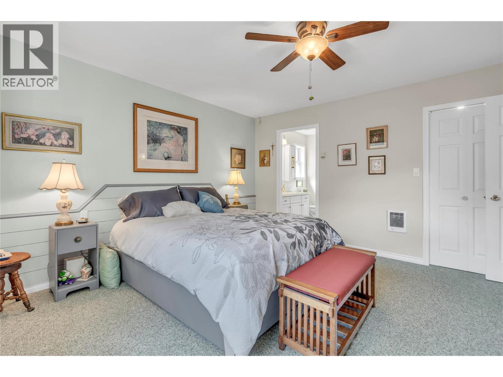 202 Range Road, Kaleden, BC - Indoor Photo Showing Bedroom