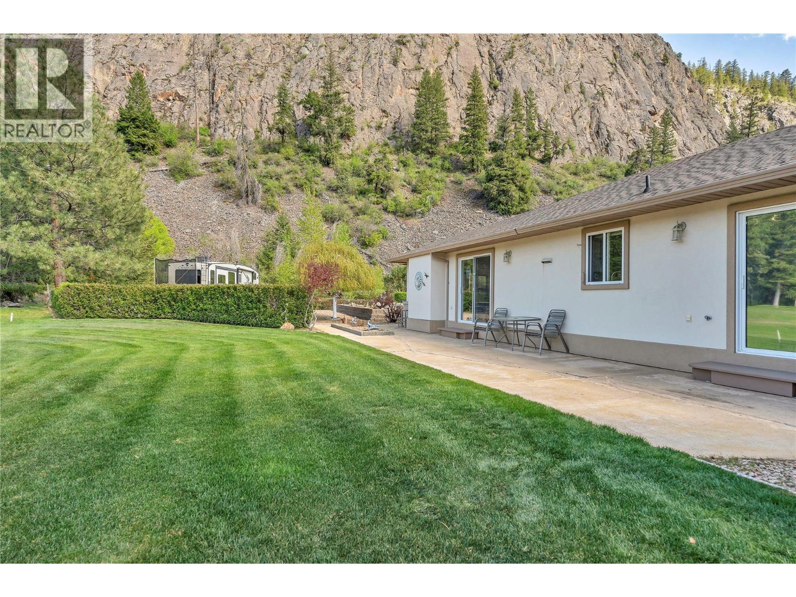 202 Range Road, Kaleden, BC - Outdoor
