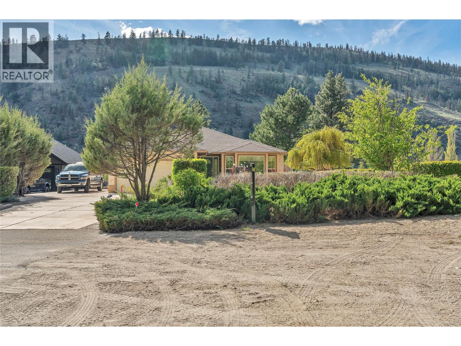 202 Range Road, Kaleden, BC - Outdoor With View