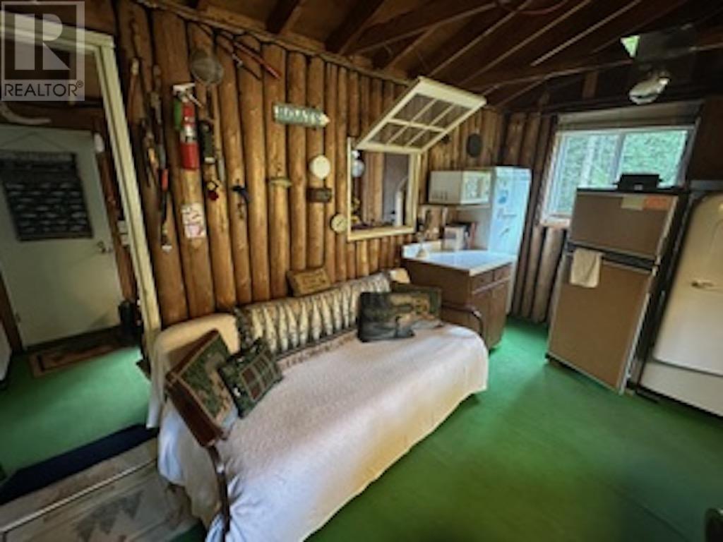 Pcl 4376 Laforme, Dalton, ON - Indoor Photo Showing Basement