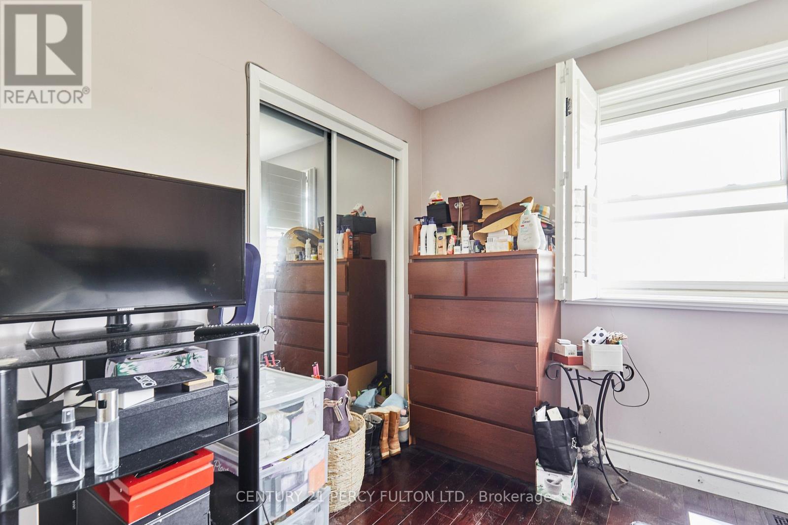1349 Somerville Street N, Oshawa, ON - Indoor
