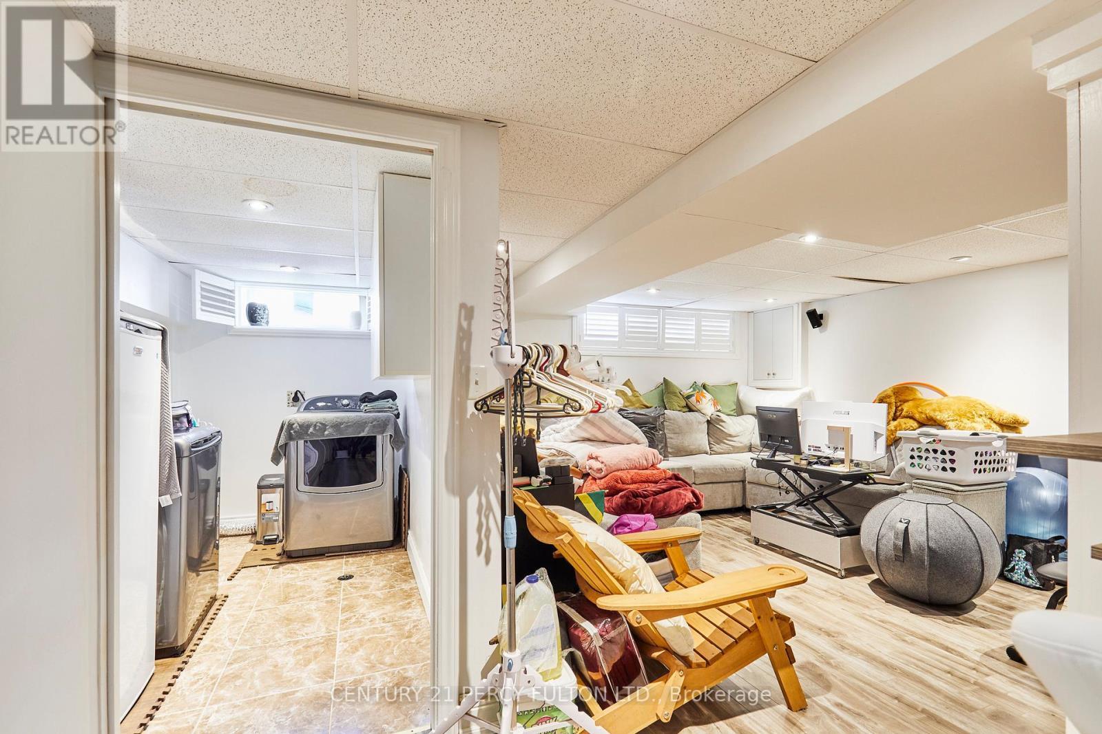 1349 Somerville Street N, Oshawa, ON - Indoor
