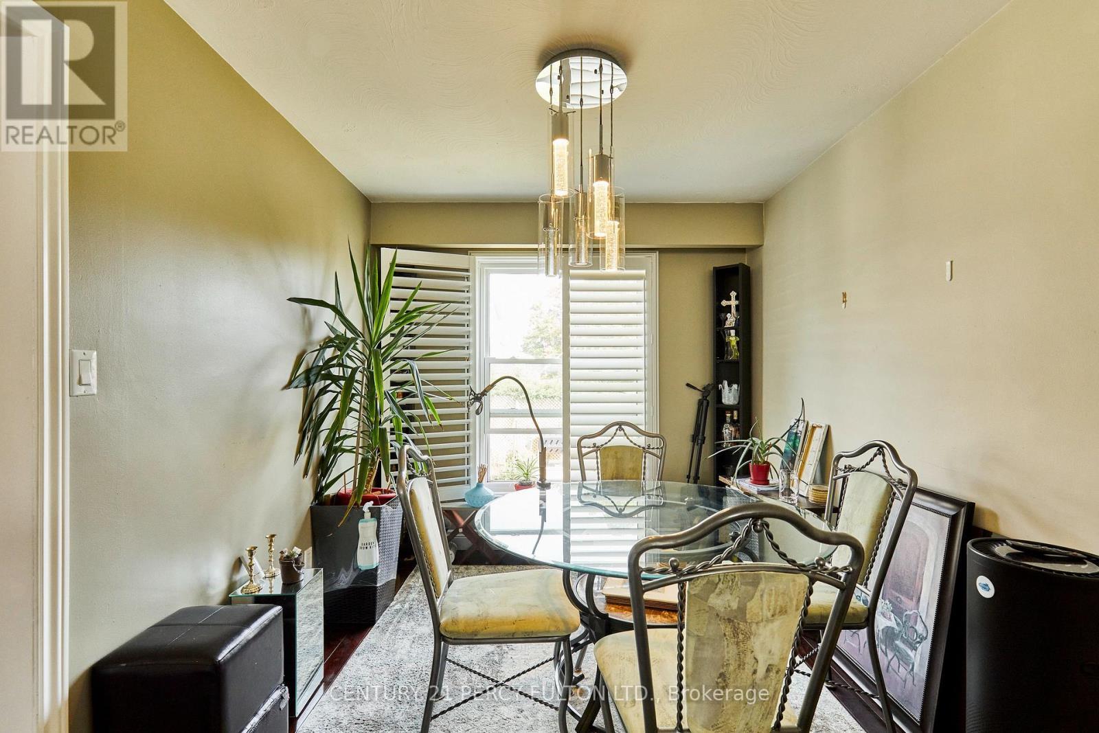 1349 Somerville Street N, Oshawa, ON - Indoor Photo Showing Dining Room