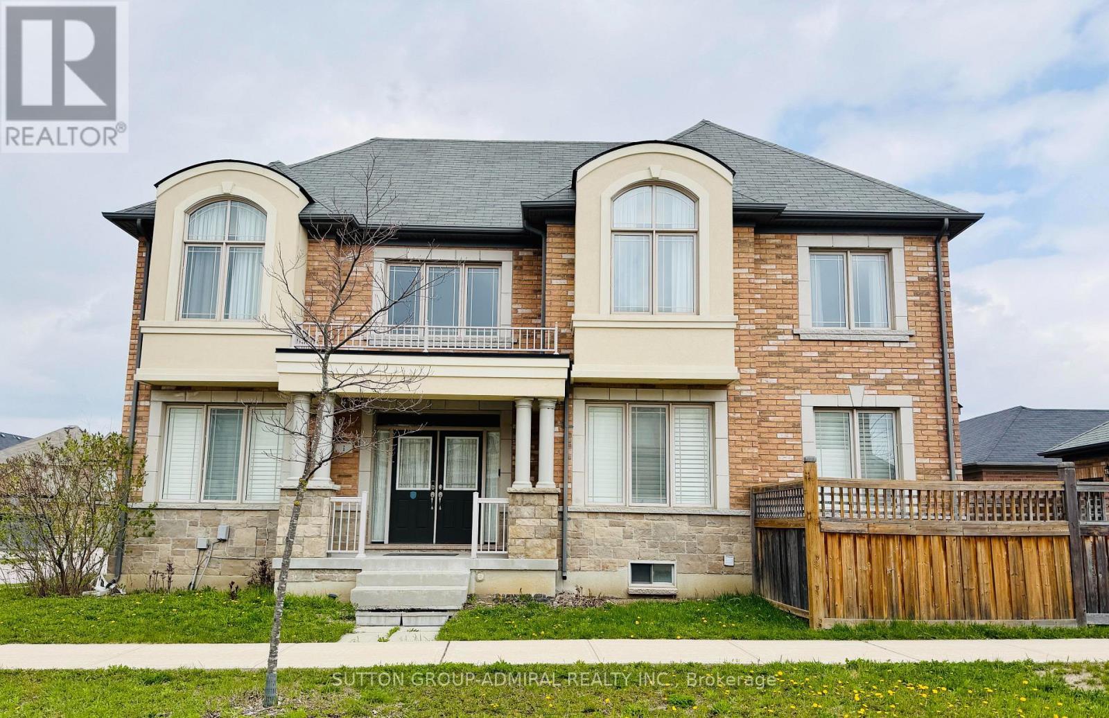 1 Gordon Landon Drive, Markham, ON - Outdoor With Facade