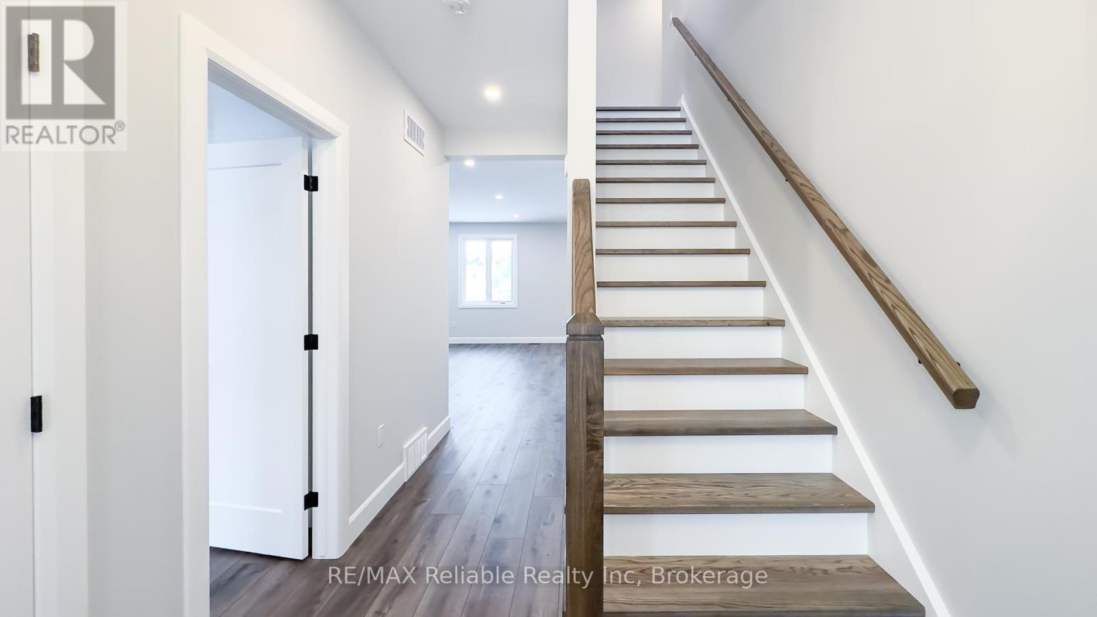 465 Warren Street, Goderich (Goderich (Town)), ON - Indoor Photo Showing Other Room
