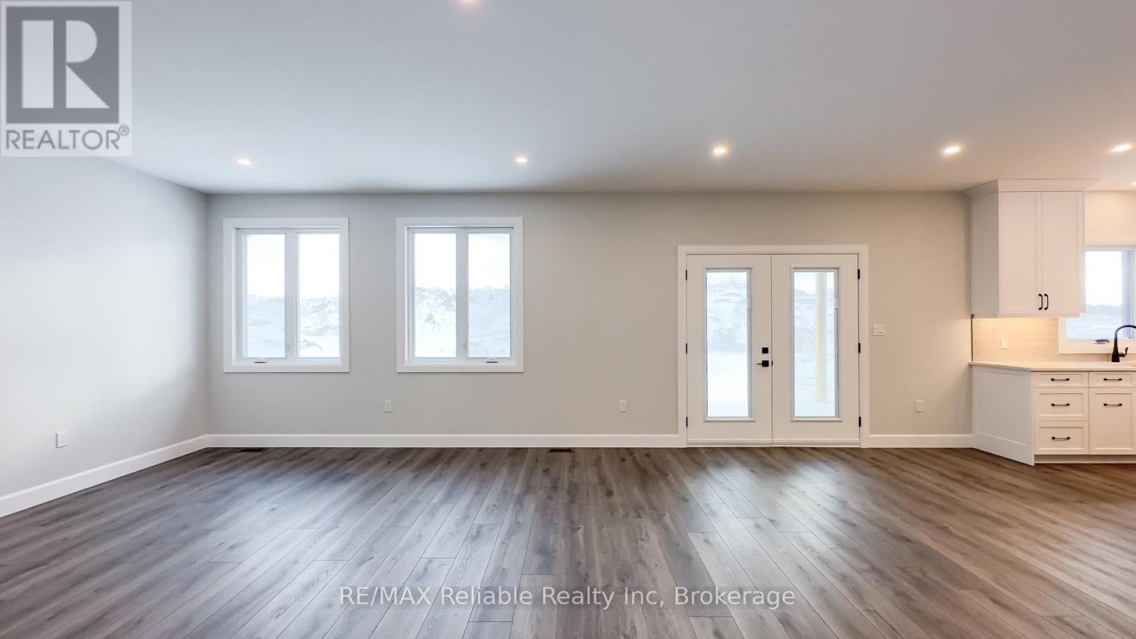 465 Warren Street, Goderich (Goderich (Town)), ON - Indoor Photo Showing Other Room