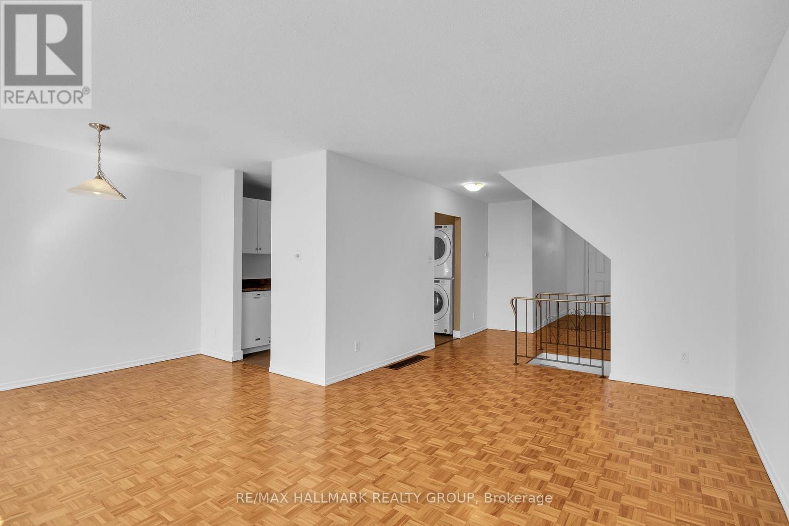 338 Stone Quarry Private, Ottawa, ON - Indoor Photo Showing Other Room