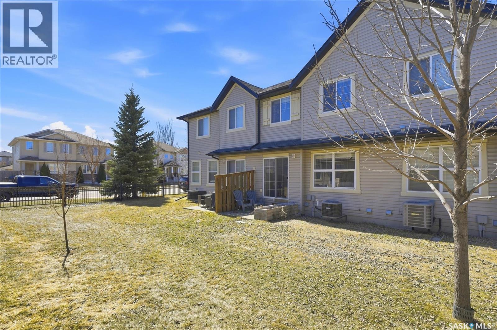 105 Lynd Crescent, Saskatoon, SK - Outdoor