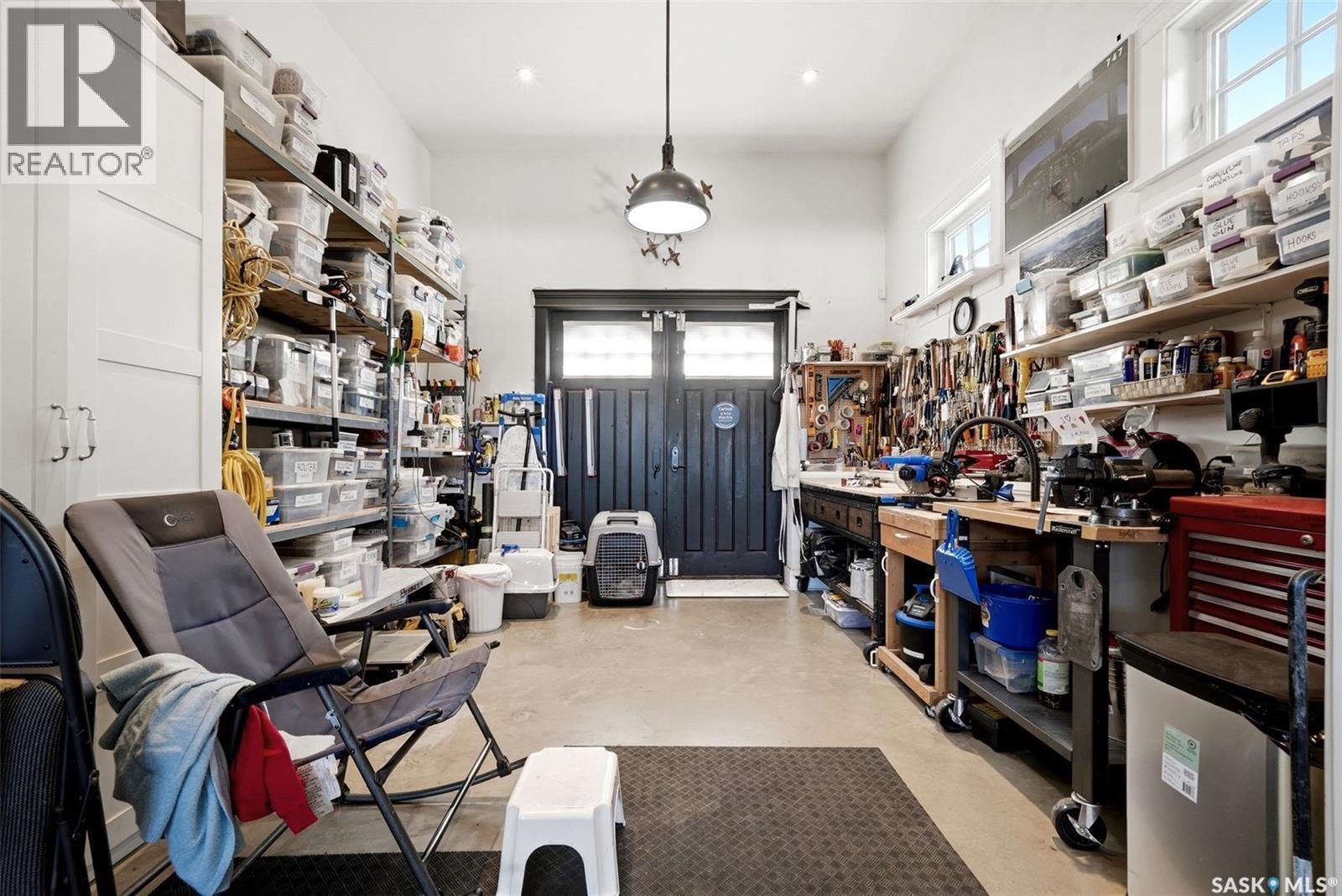 6105 Little Pine Loop, Regina, SK - Indoor