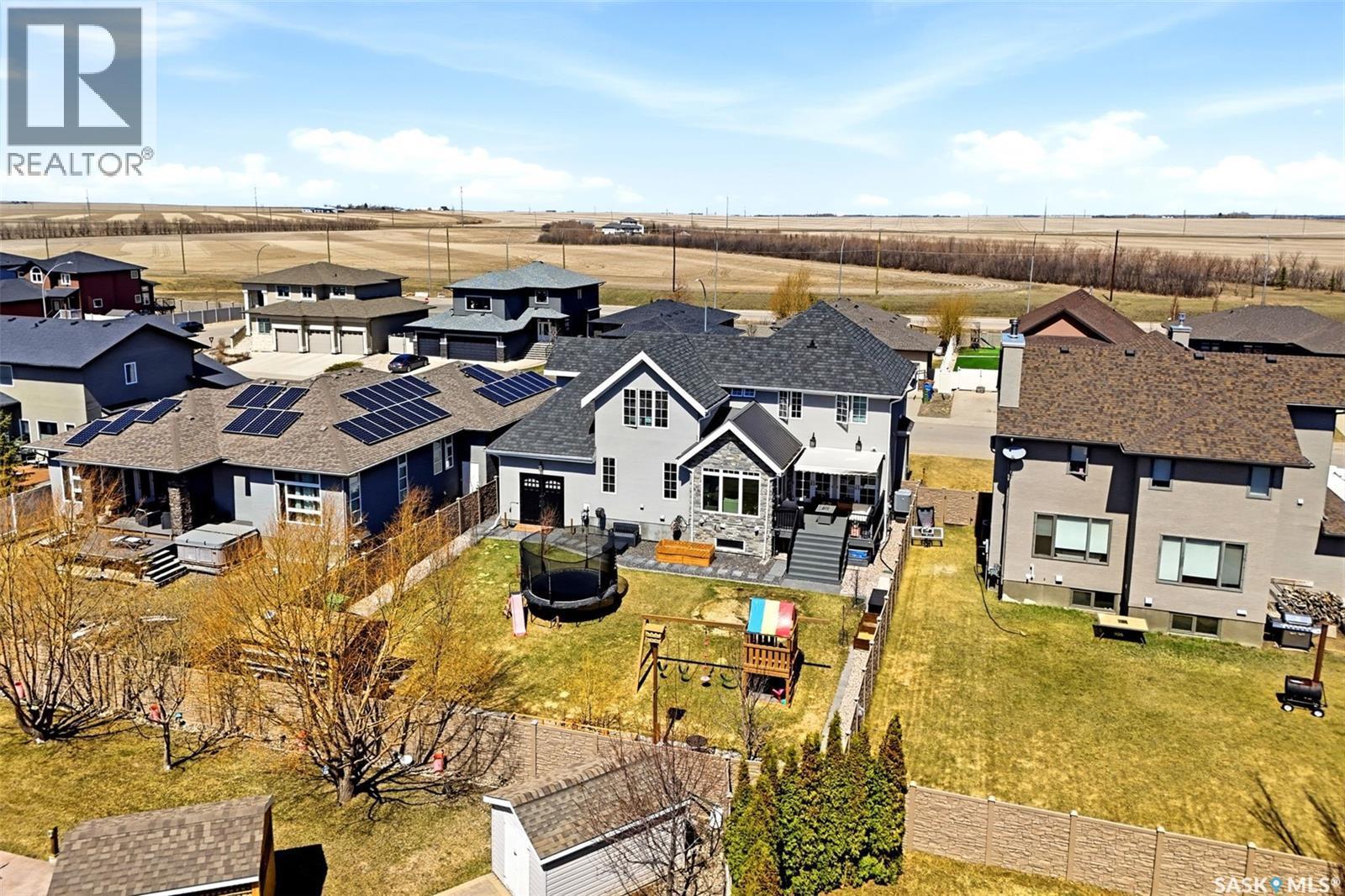6105 Little Pine Loop, Regina, SK - Outdoor