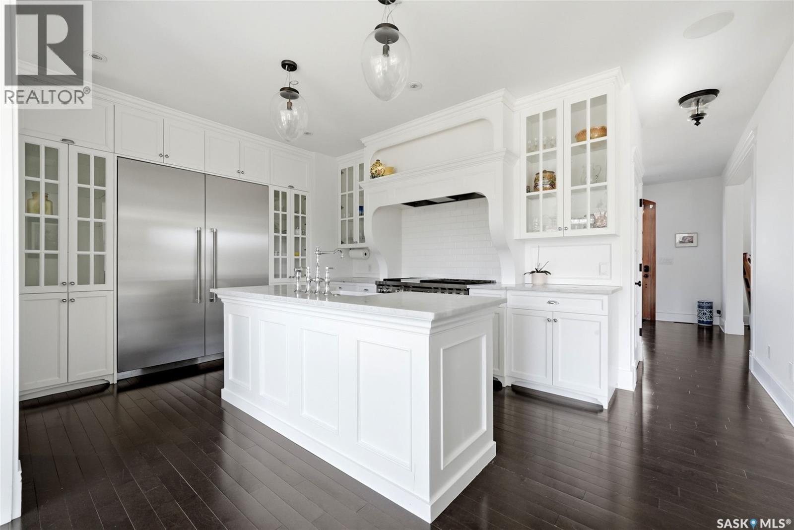 6105 Little Pine Loop, Regina, SK - Indoor Photo Showing Kitchen