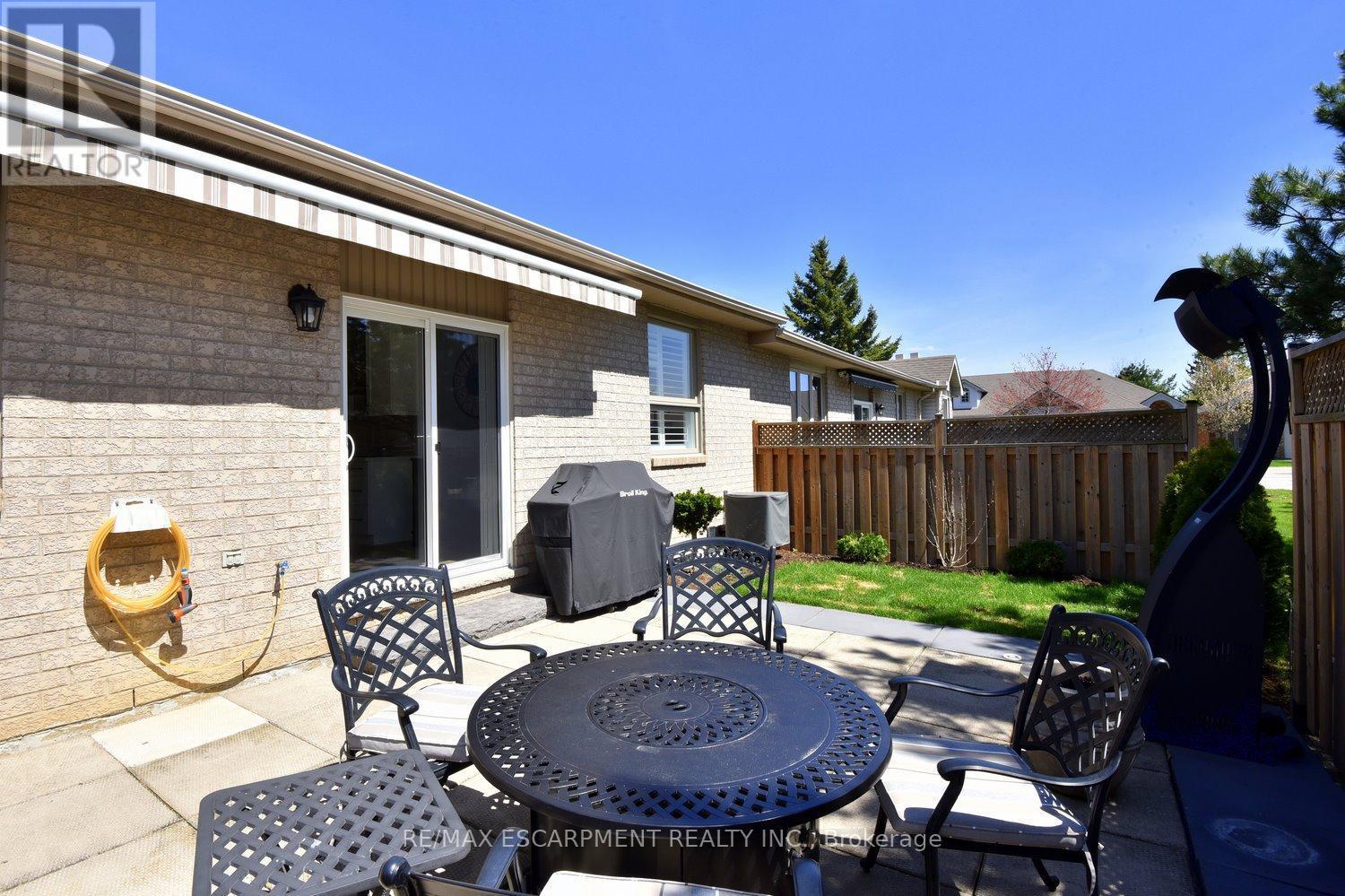 49 Riveroaks Drive, Hamilton, ON - Outdoor With Deck Patio Veranda