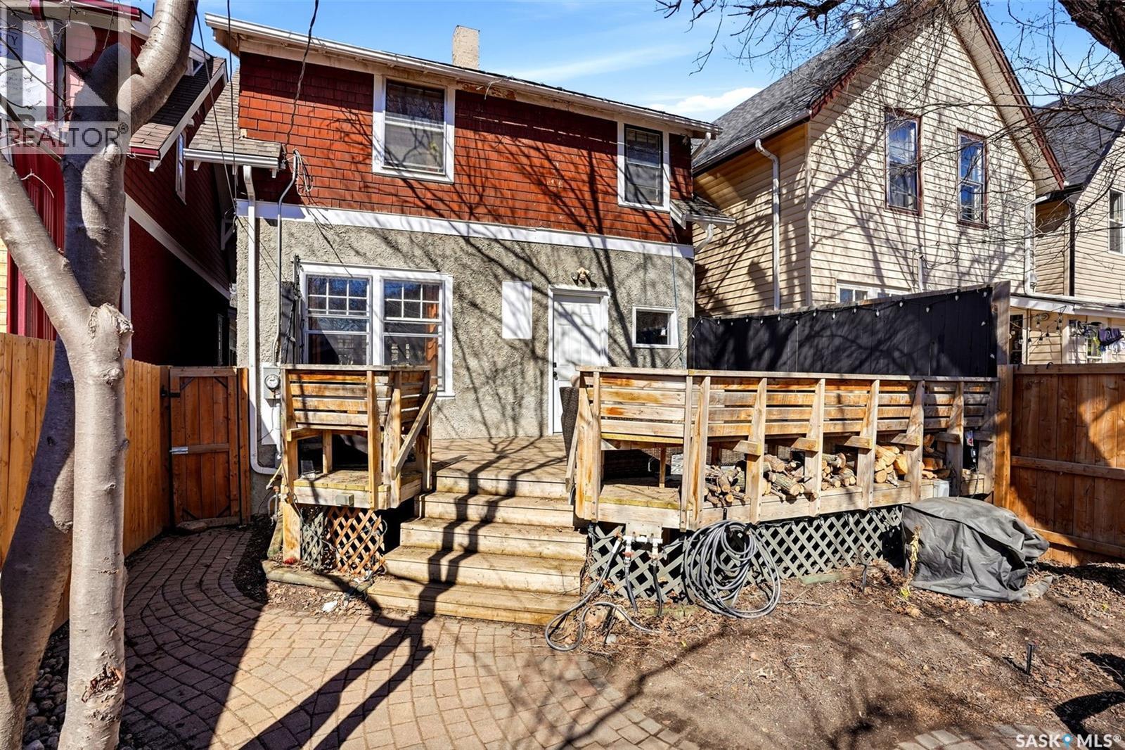 2273 Cameron Street, Regina, SK - Outdoor With Deck Patio Veranda With Exterior