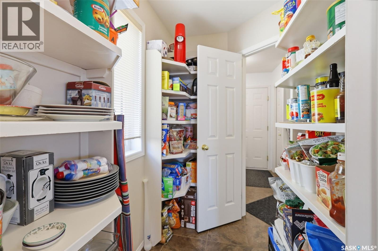 311 Guenter Crescent, Saskatoon, SK - Indoor