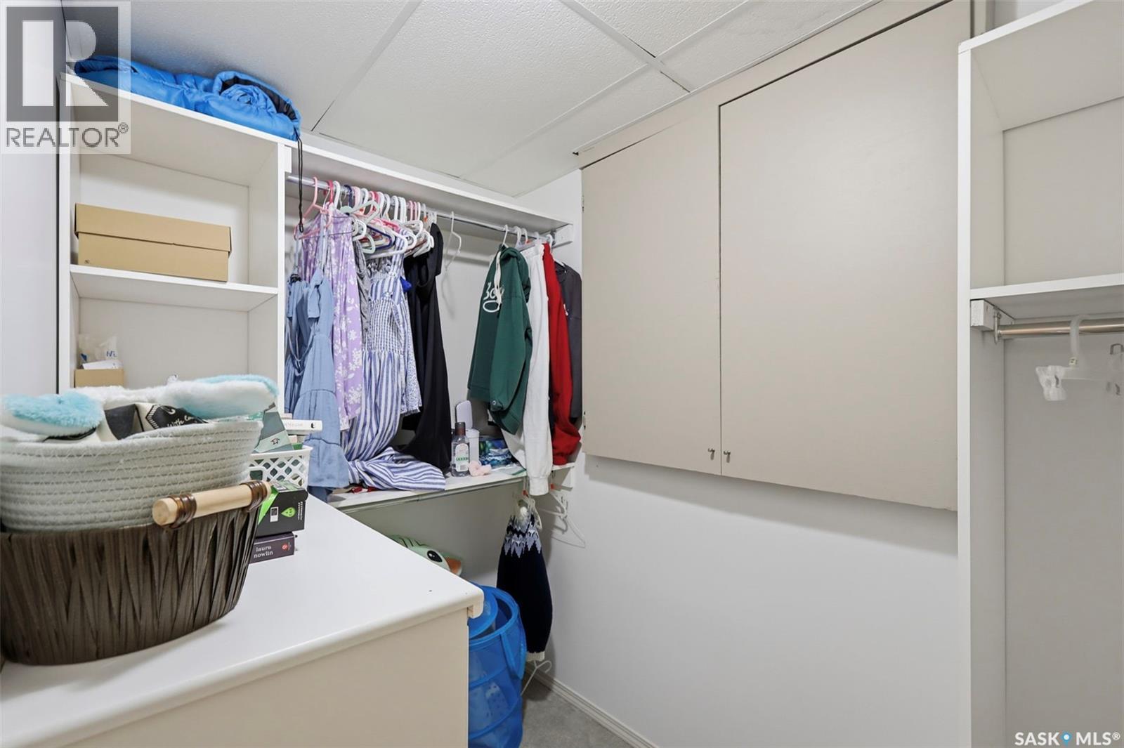 311 Guenter Crescent, Saskatoon, SK - Indoor With Storage