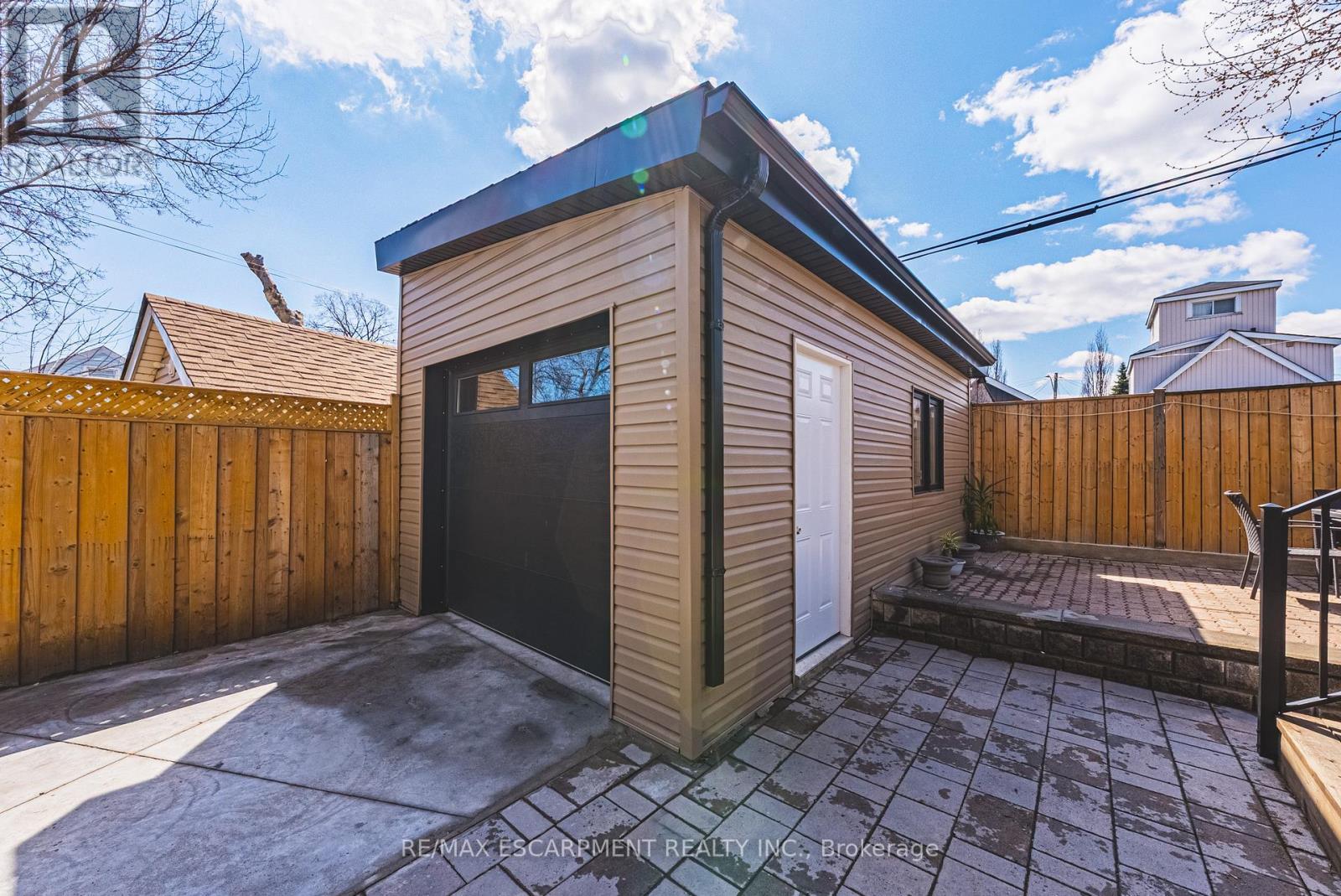 68 Vansitmart Avenue, Hamilton, ON - Outdoor