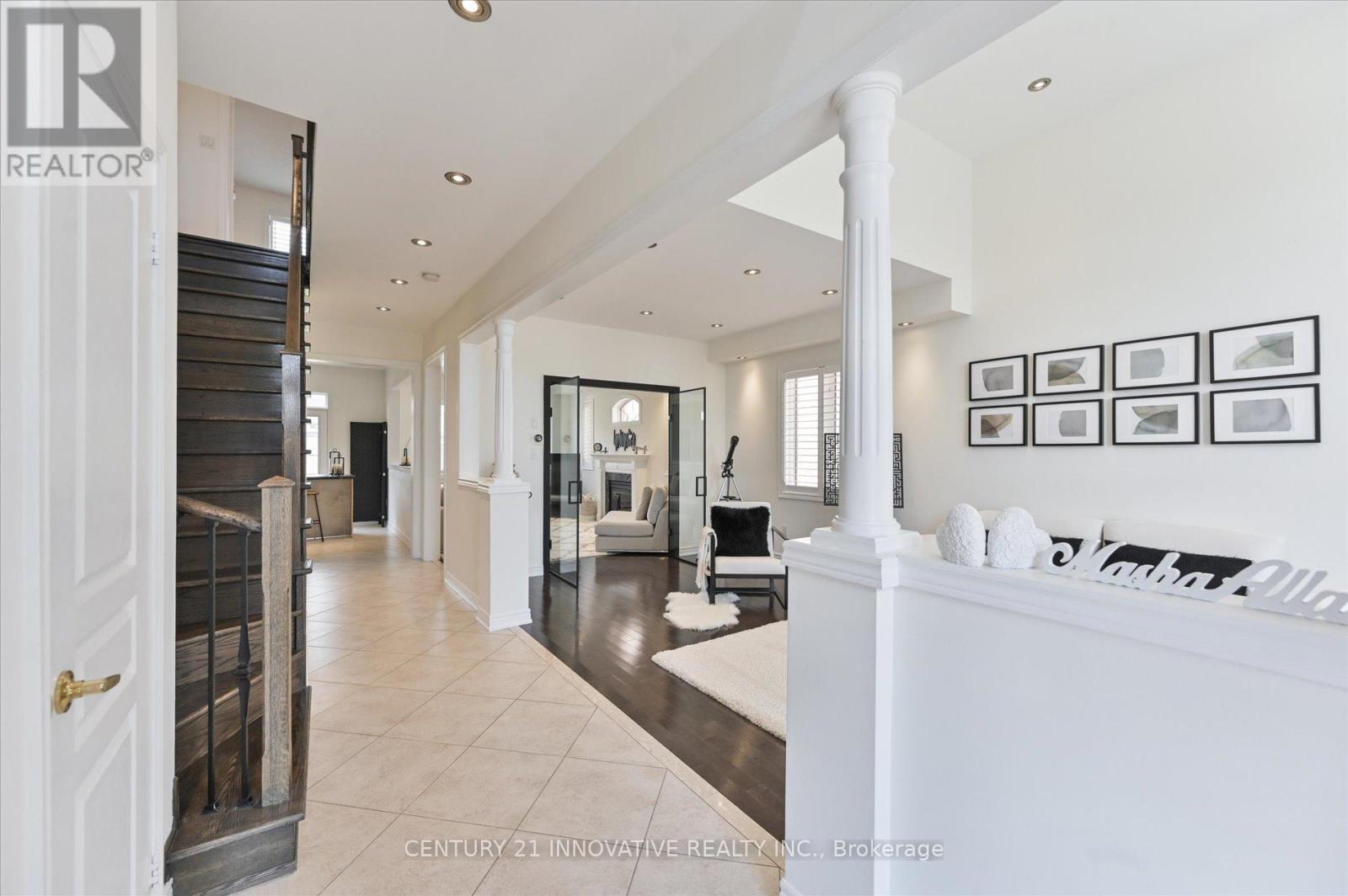 92 Riverwalk Drive, Markham, ON - Indoor Photo Showing Other Room