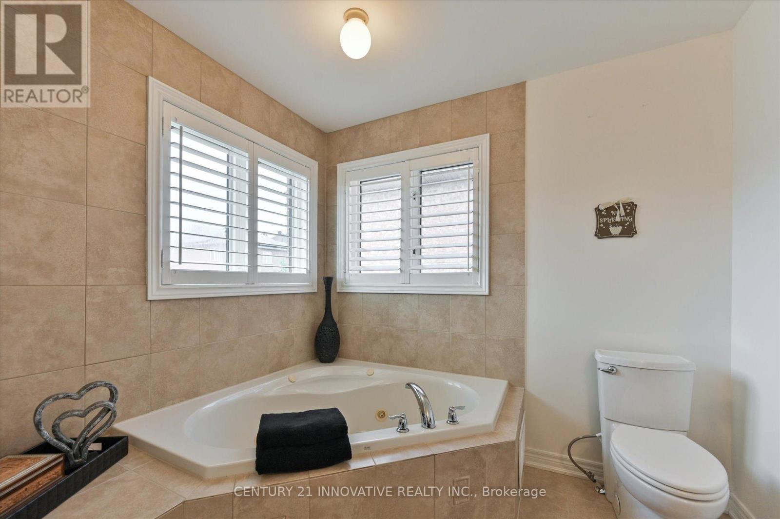92 Riverwalk Drive, Markham, ON - Indoor Photo Showing Bathroom