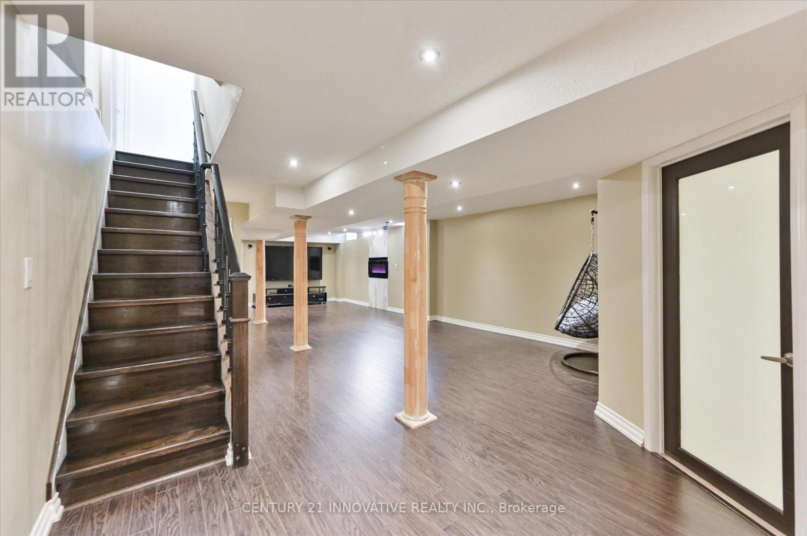 92 Riverwalk Drive, Markham, ON - Indoor Photo Showing Other Room