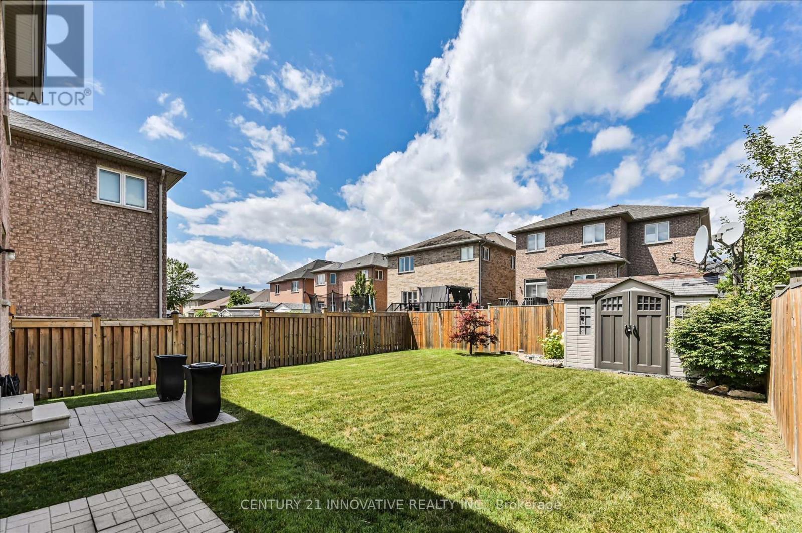92 Riverwalk Drive, Markham, ON - Outdoor