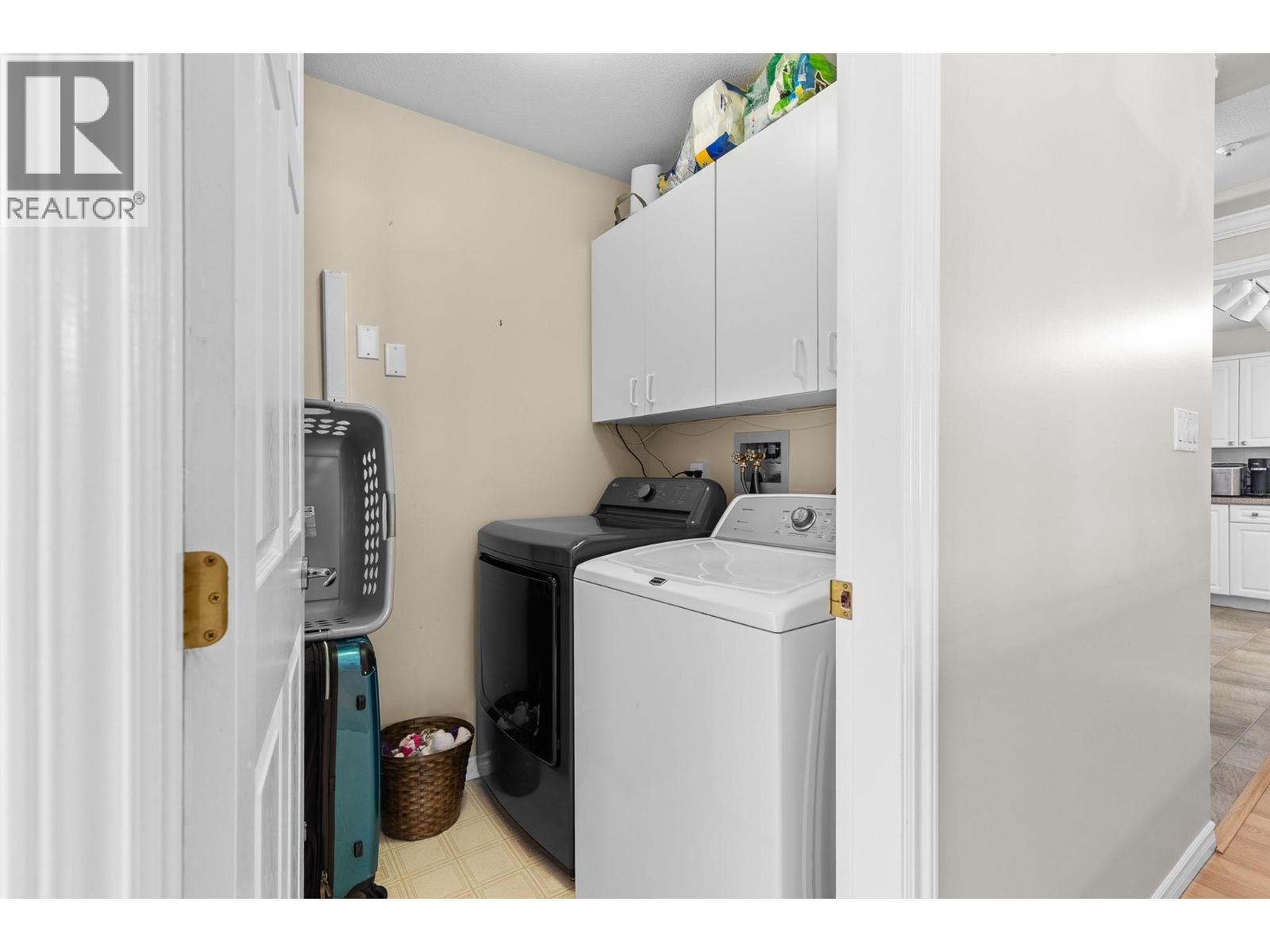 3300 Centennial Drive Unit# 204, Vernon, BC - Indoor Photo Showing Laundry Room