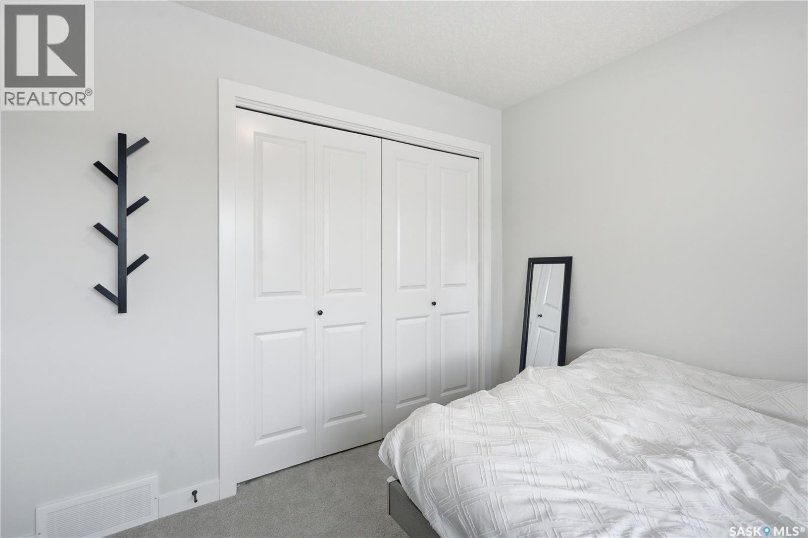159 Doran Way, Saskatoon, SK - Indoor Photo Showing Bedroom