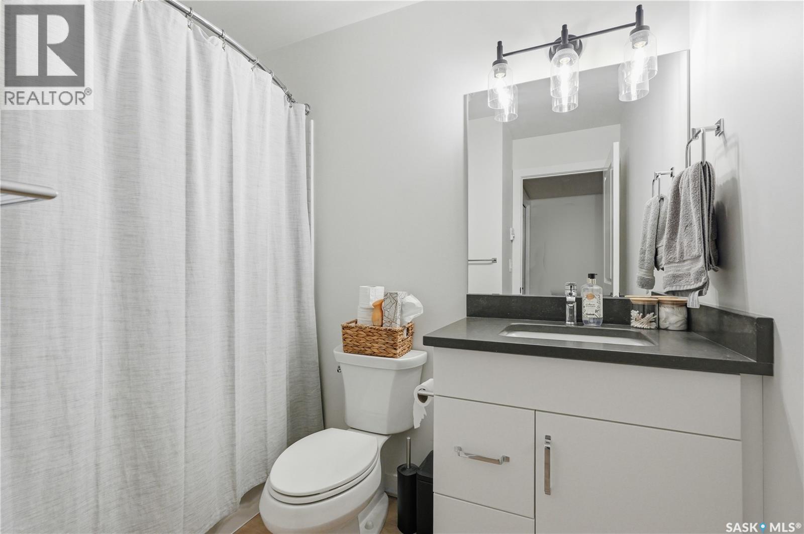 159 Doran Way, Saskatoon, SK - Indoor Photo Showing Bathroom