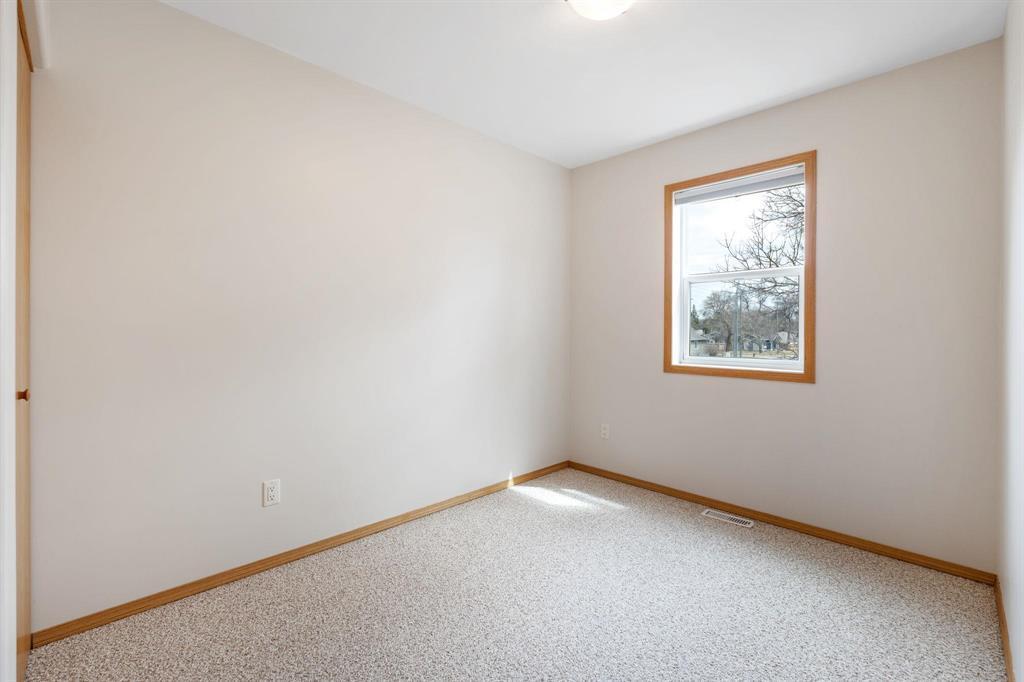 79 Fernwood Avenue, Winnipeg, MB - Indoor Photo Showing Other Room