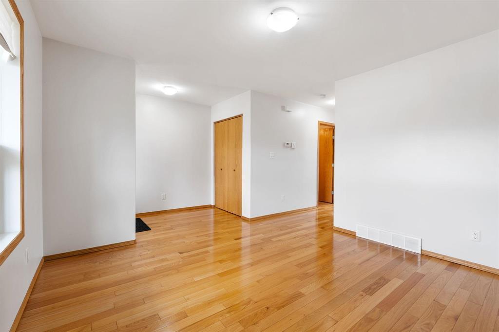 79 Fernwood Avenue, Winnipeg, MB - Indoor Photo Showing Other Room