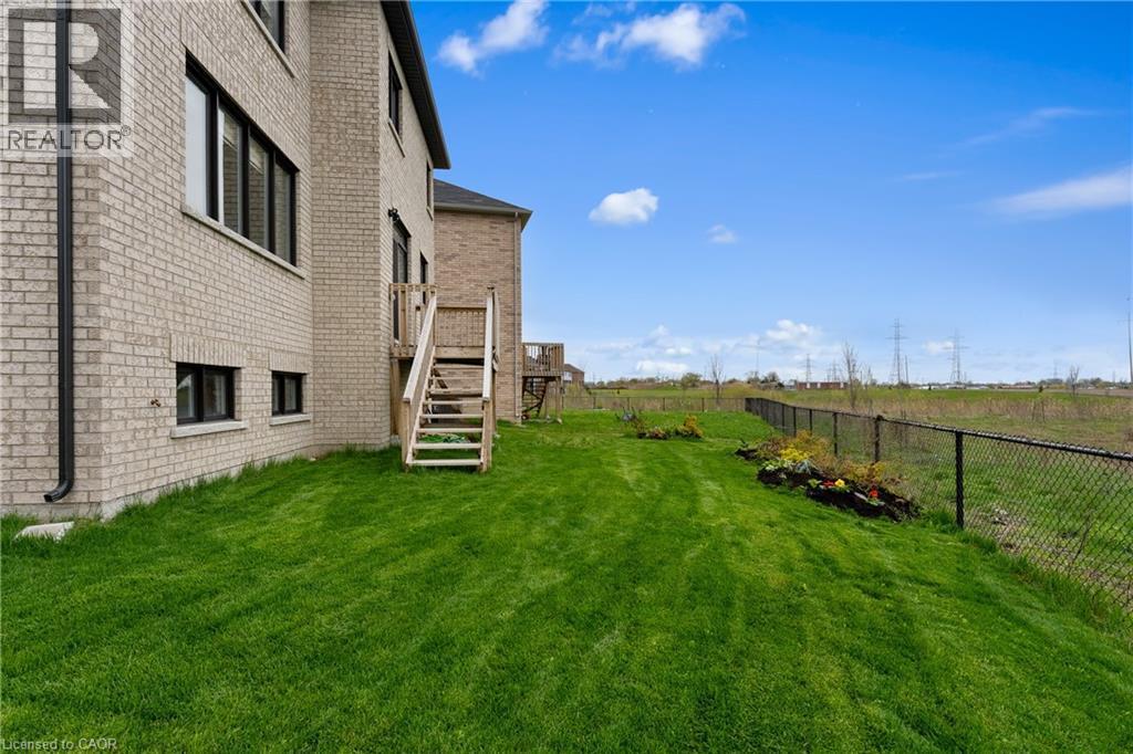 229 Vanilla Trail, Thorold, ON - Outdoor