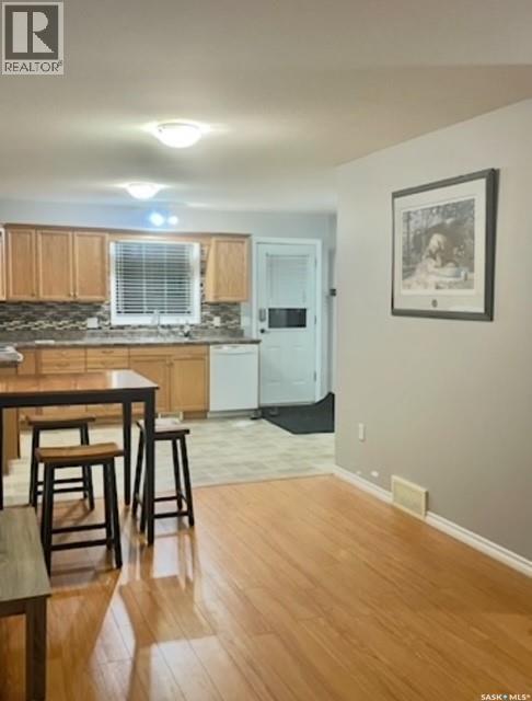 46 Clarke Avenue, Yorkton, SK - Indoor
