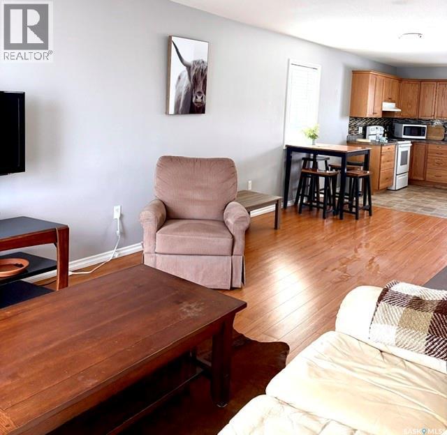 46 Clarke Avenue, Yorkton, SK - Indoor Photo Showing Living Room