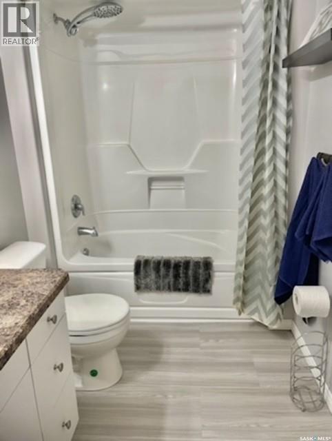 46 Clarke Avenue, Yorkton, SK - Indoor Photo Showing Bathroom