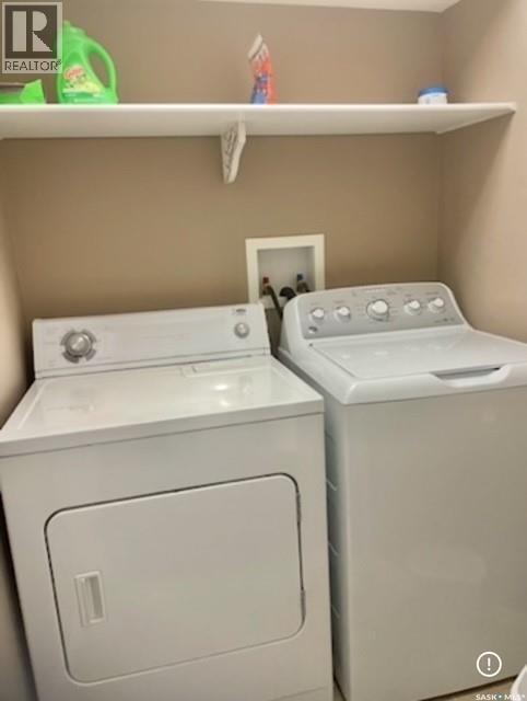 46 Clarke Avenue, Yorkton, SK - Indoor Photo Showing Laundry Room