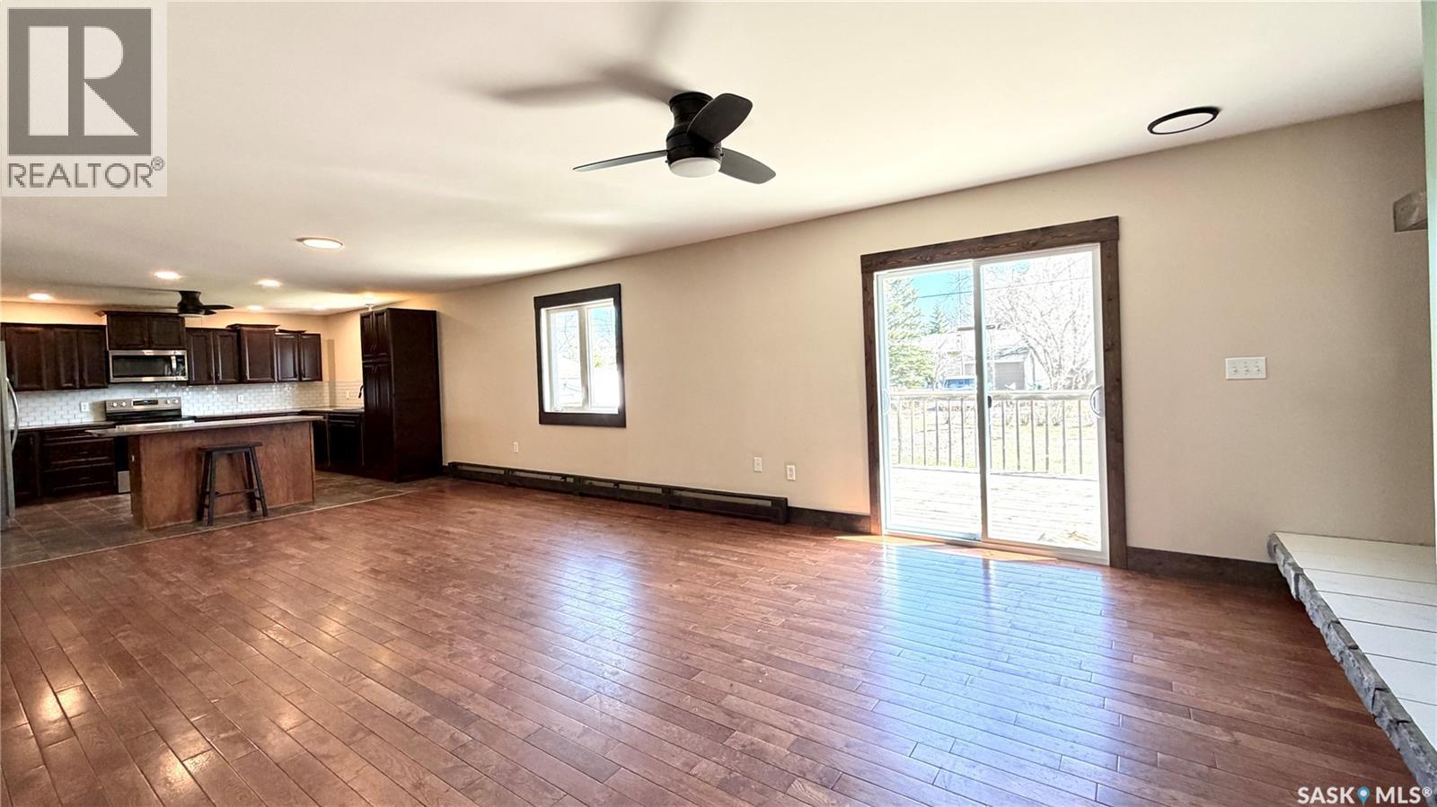 205 Conquest Street, Conquest, SK - Indoor