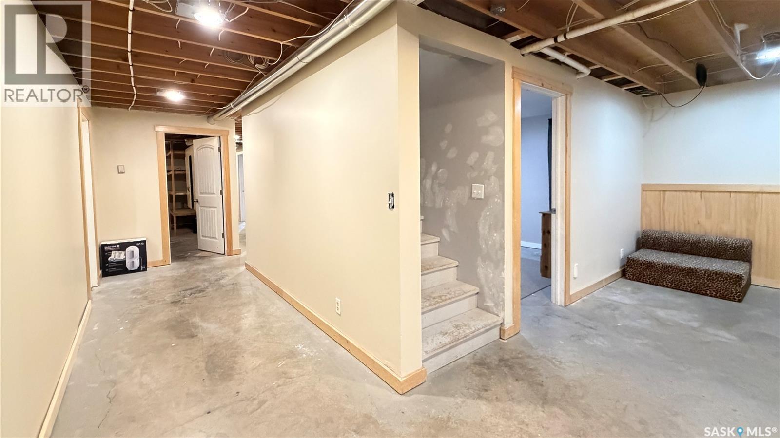 205 Conquest Street, Conquest, SK - Indoor