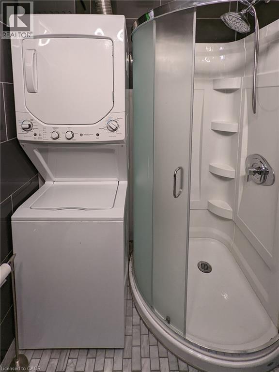 unit 2 - 158 Hunter Street E, Hamilton, ON - Indoor Photo Showing Laundry Room