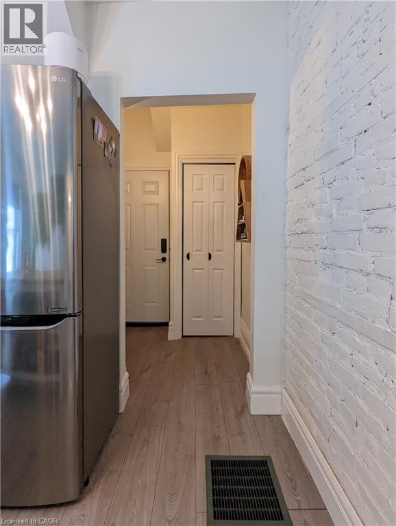 unit 2 - 158 Hunter Street E, Hamilton, ON - Indoor Photo Showing Other Room