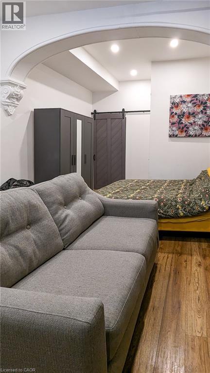 unit 4 - 158 Hunter Street E, Hamilton, ON - Indoor