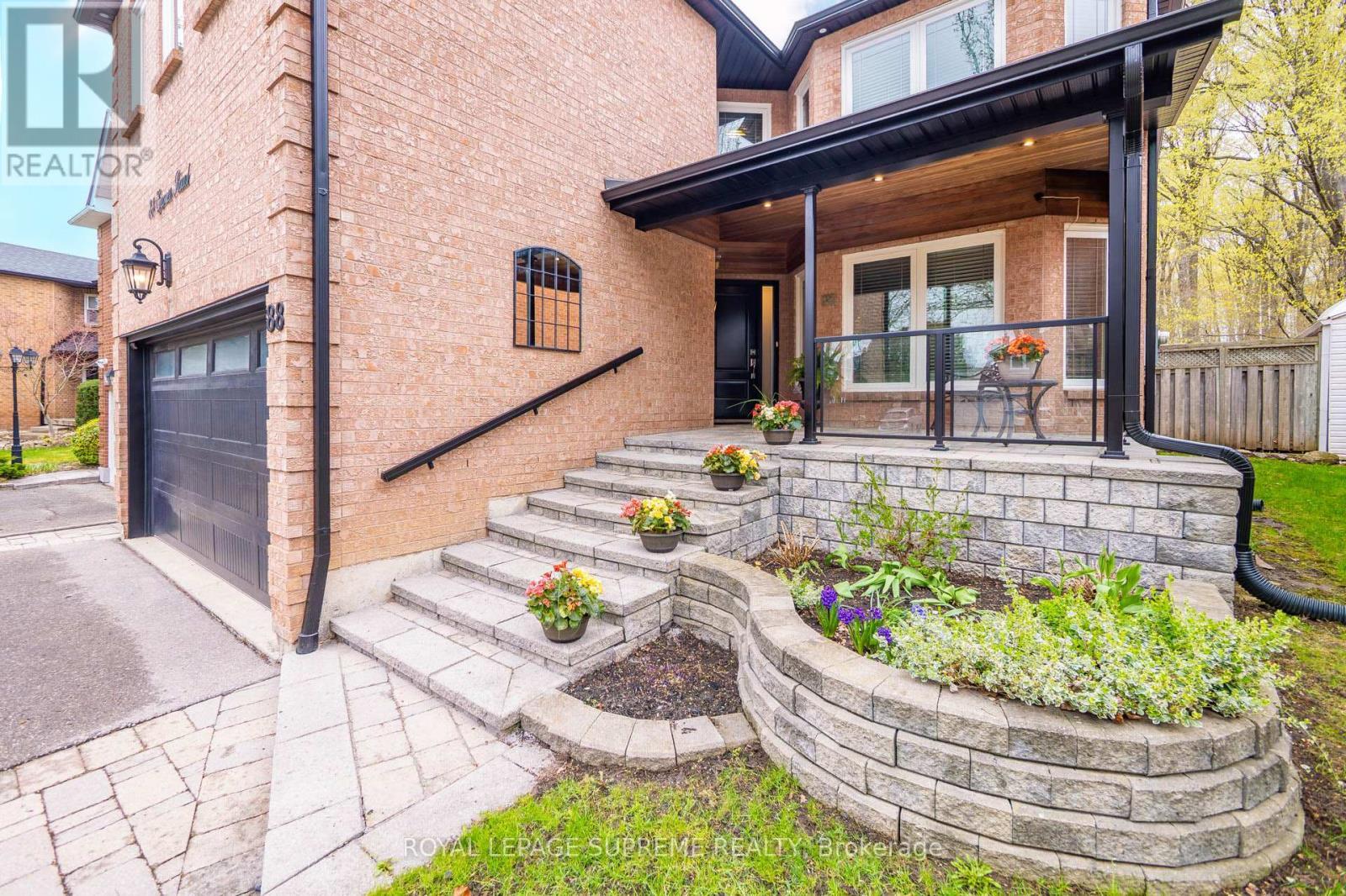 88 Empress Road, Vaughan, ON - Outdoor With Deck Patio Veranda