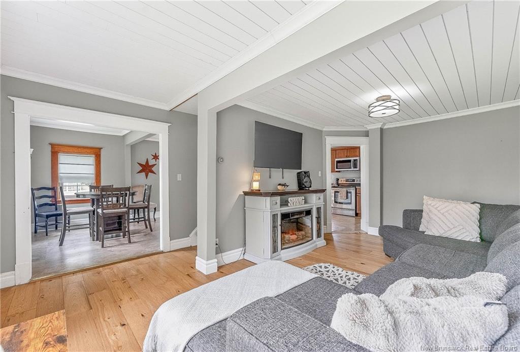 10 Stanley Oliver Rd, Back Bay, NB