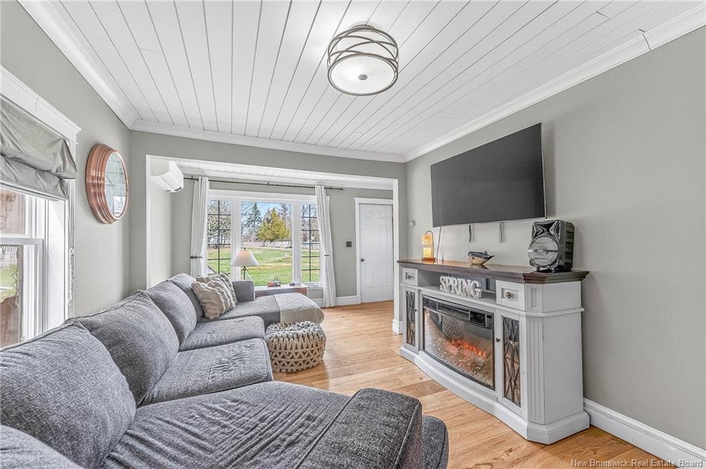 10 Stanley Oliver Rd, Back Bay, NB
