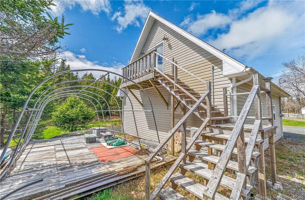 10 Stanley Oliver Rd, Back Bay, NB
