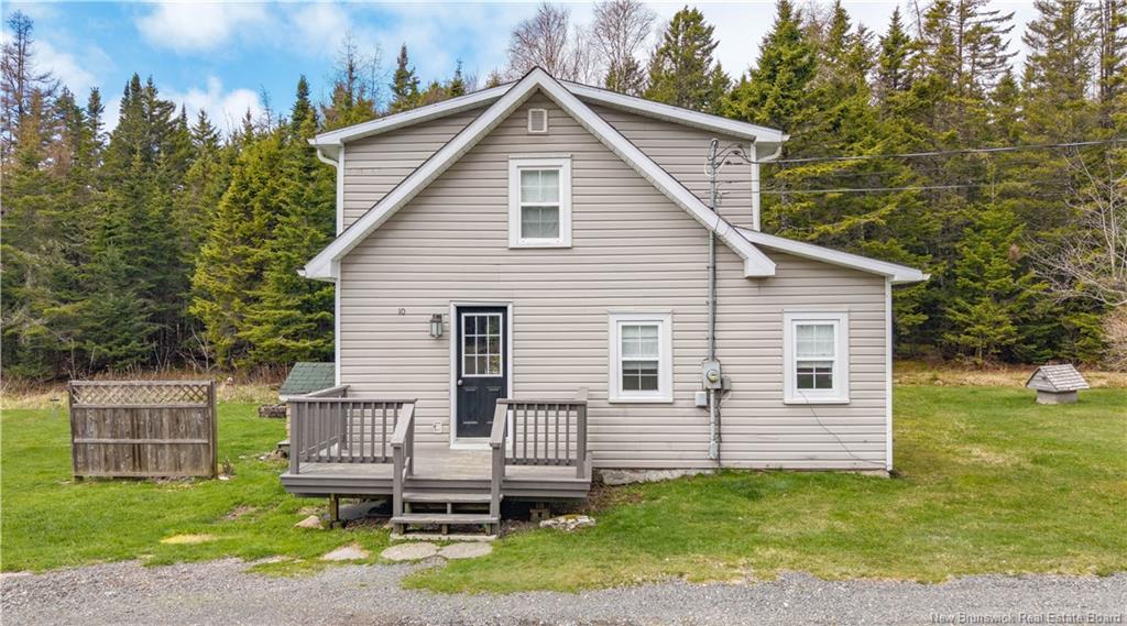 10 Stanley Oliver Rd, Back Bay, NB