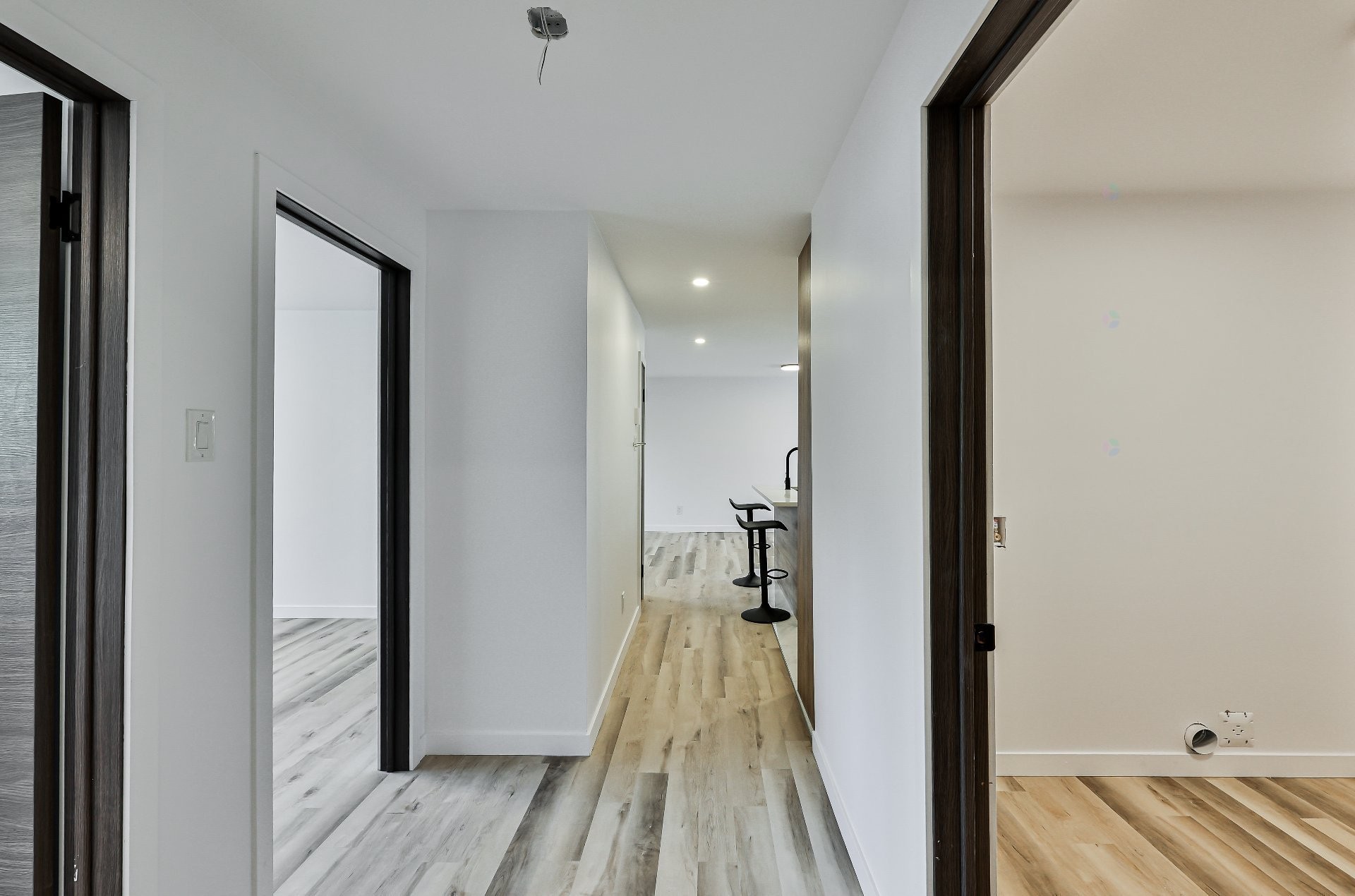 Intergénération - 750 5E Rang, Sainte-Julienne, QC - Indoor Photo Showing Other Room