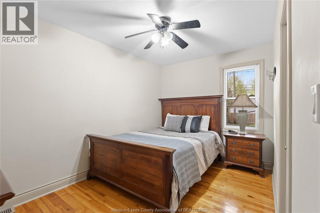 2940 Randolph Avenue, Windsor, ON - Indoor Photo Showing Bedroom