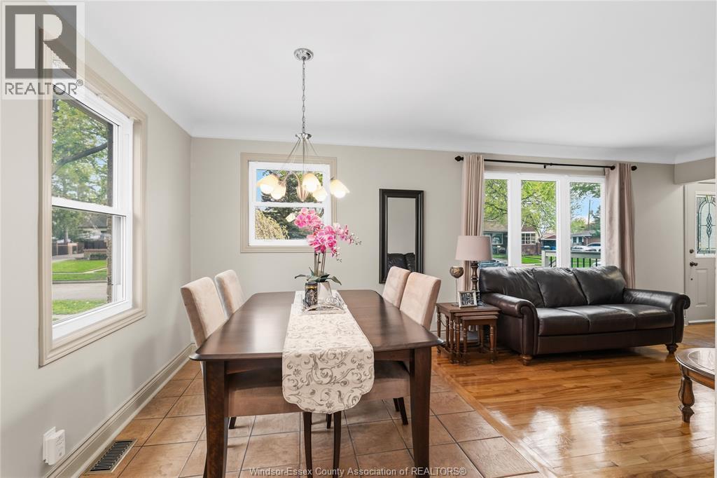 2940 Randolph Avenue, Windsor, ON - Indoor