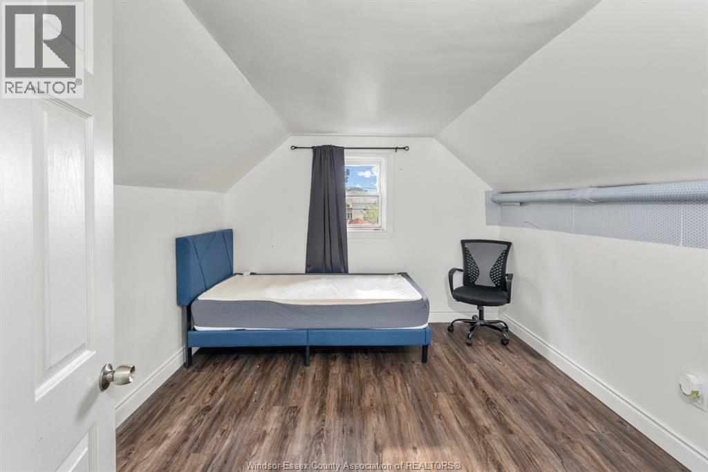 375 Bridge, Windsor, ON - Indoor